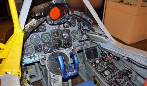 F-106 Delta Dart кабина пилота 